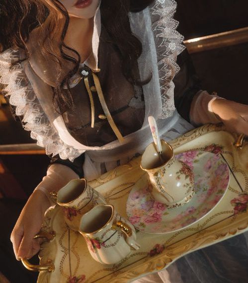 深陷于她-免费追剧欧美成人在线