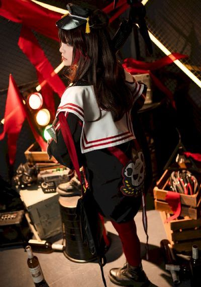 房间里的成年人-吉吉影院正片免费观看