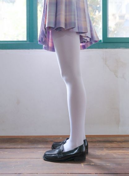 我有三个国色天香小师妹-手机影视电影免费国语