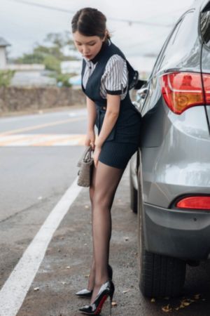 蝴蝶溺于谎言之海-电影完整版在线播放