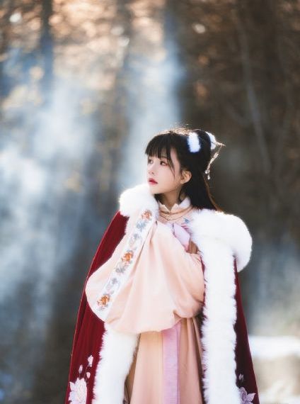 鬼精灵[影视解说】-西瓜电影未删减版